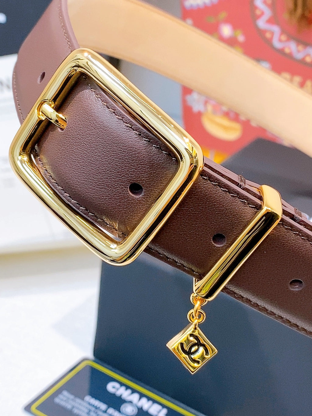 Ремінь Chanel з натуральної телячої шкіри