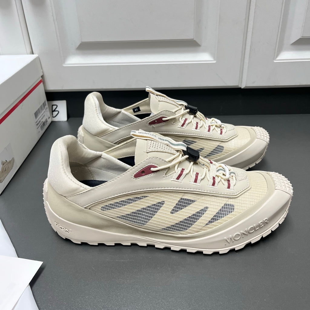 Шкіряні з текстилем кросівки Moncler Trailgrip LP — молочний