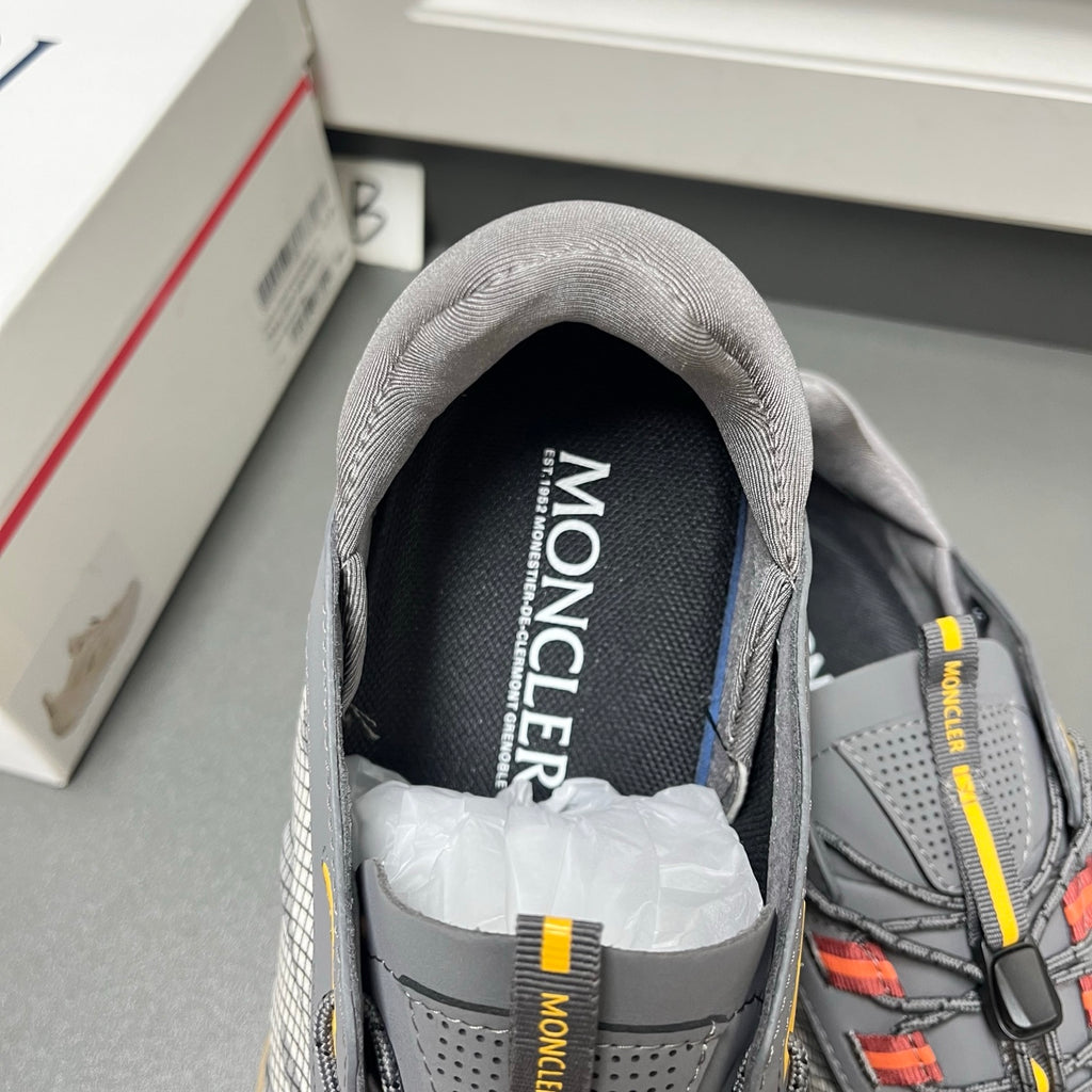 Шкіряні з текстилем кросівки Moncler Trailgrip LP — сірий