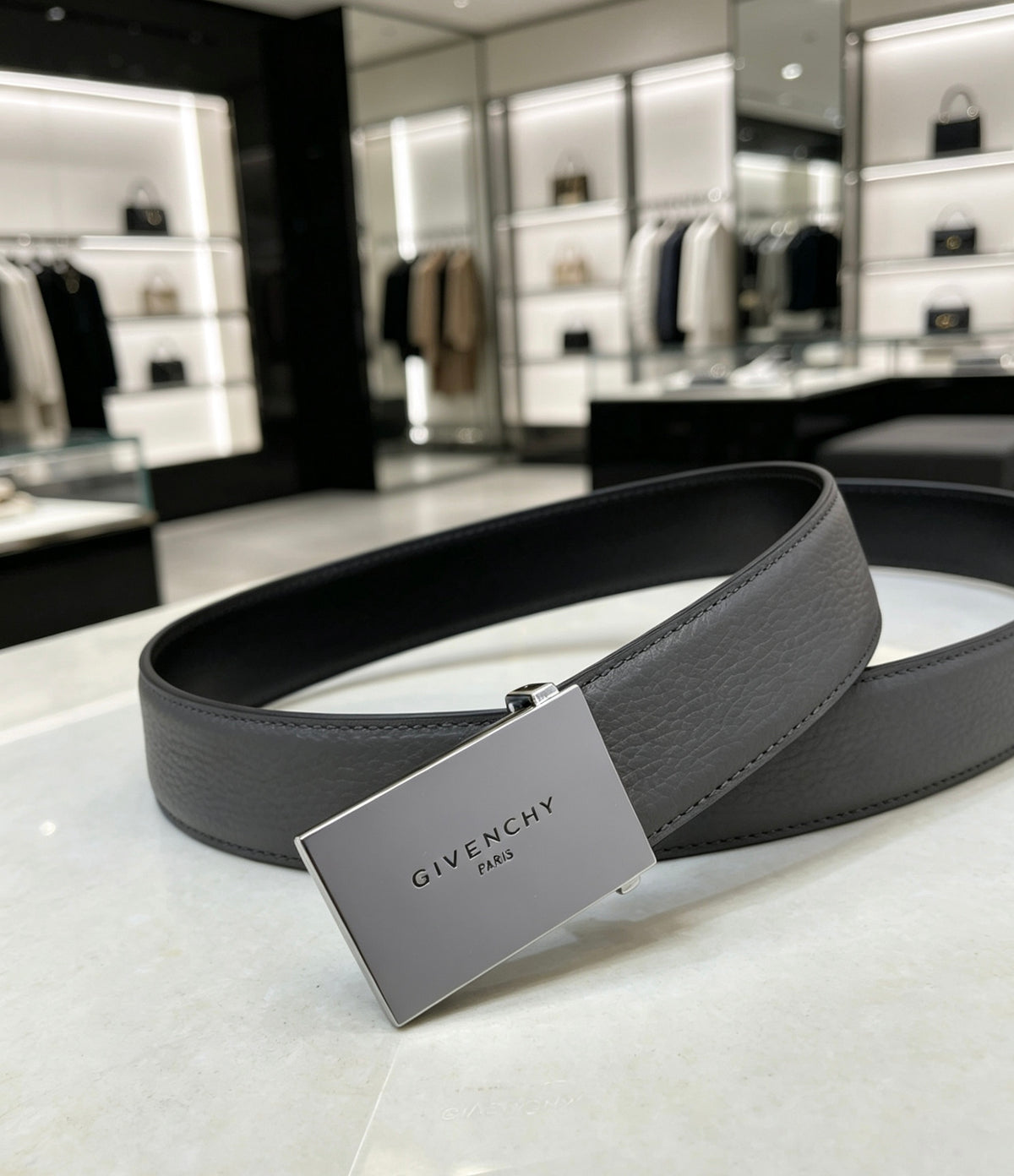 Ремінь Givenchy з натуральної телячої шкіри