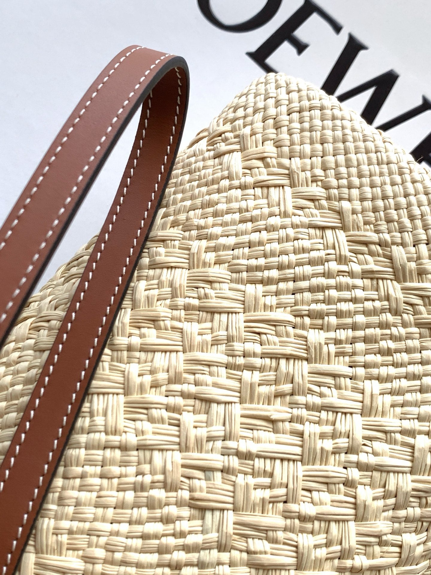 Жіноча сумка Loewe Anagram 8030