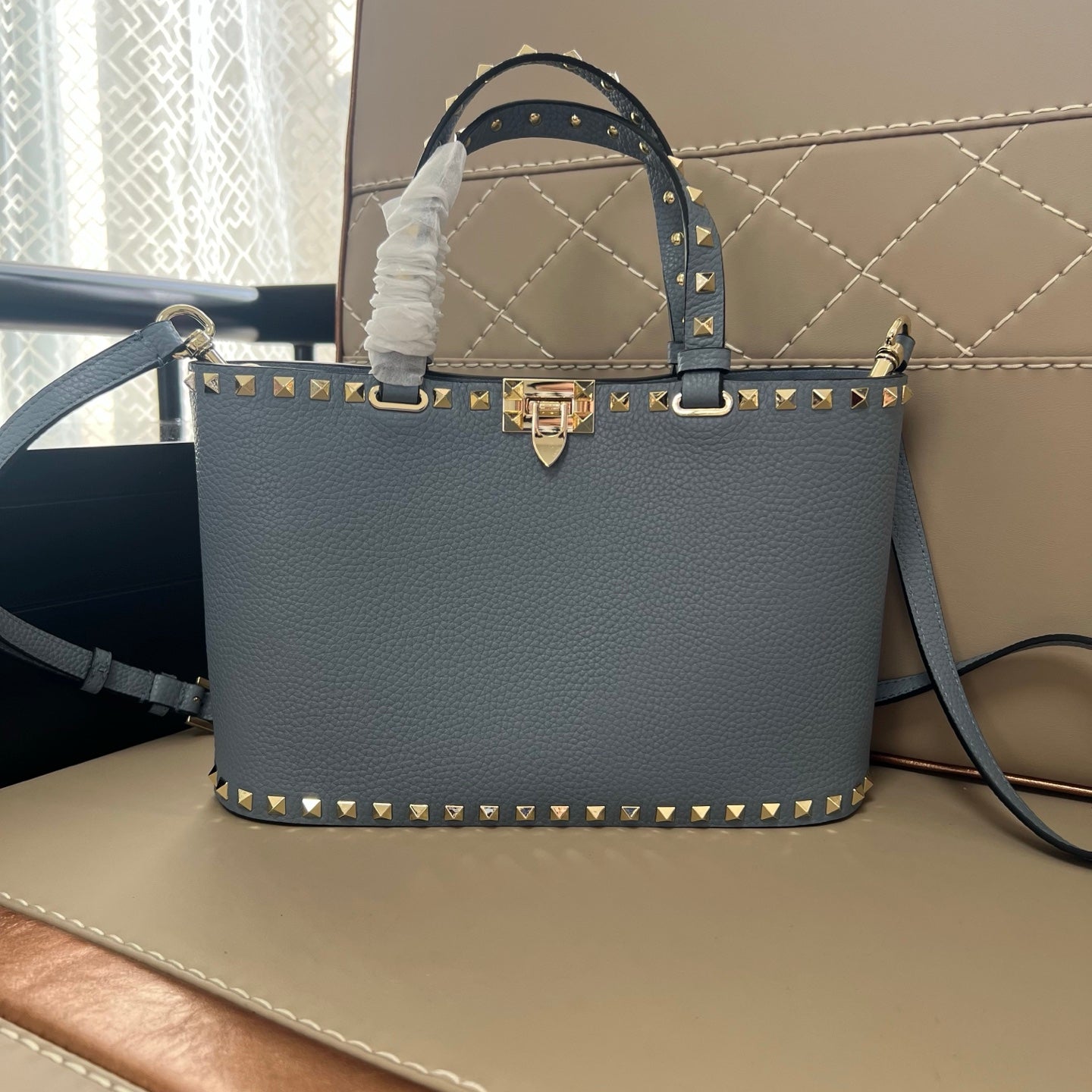 Жіноча сумка Valentino Garavani Rockstud