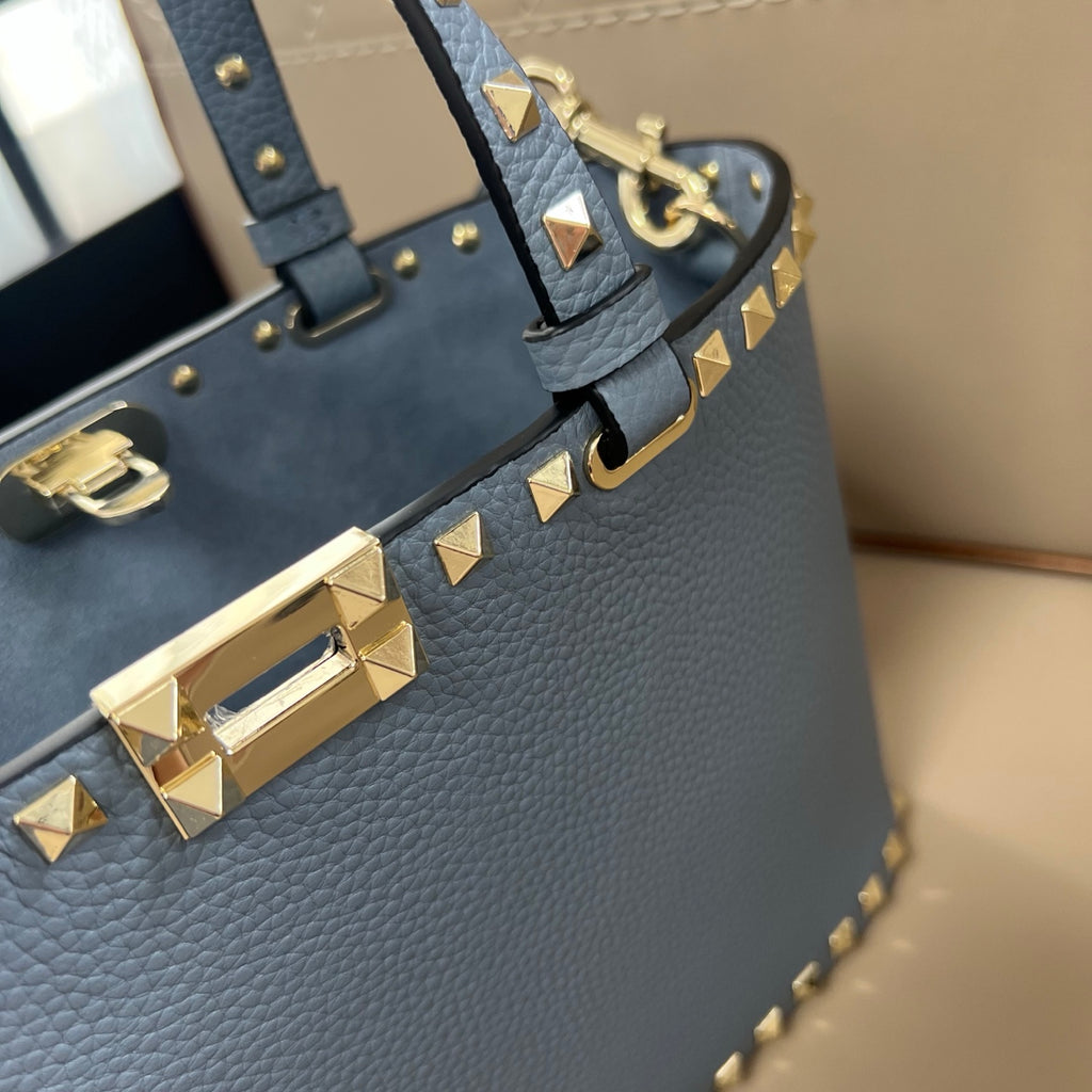Жіноча сумка Valentino Garavani Rockstud