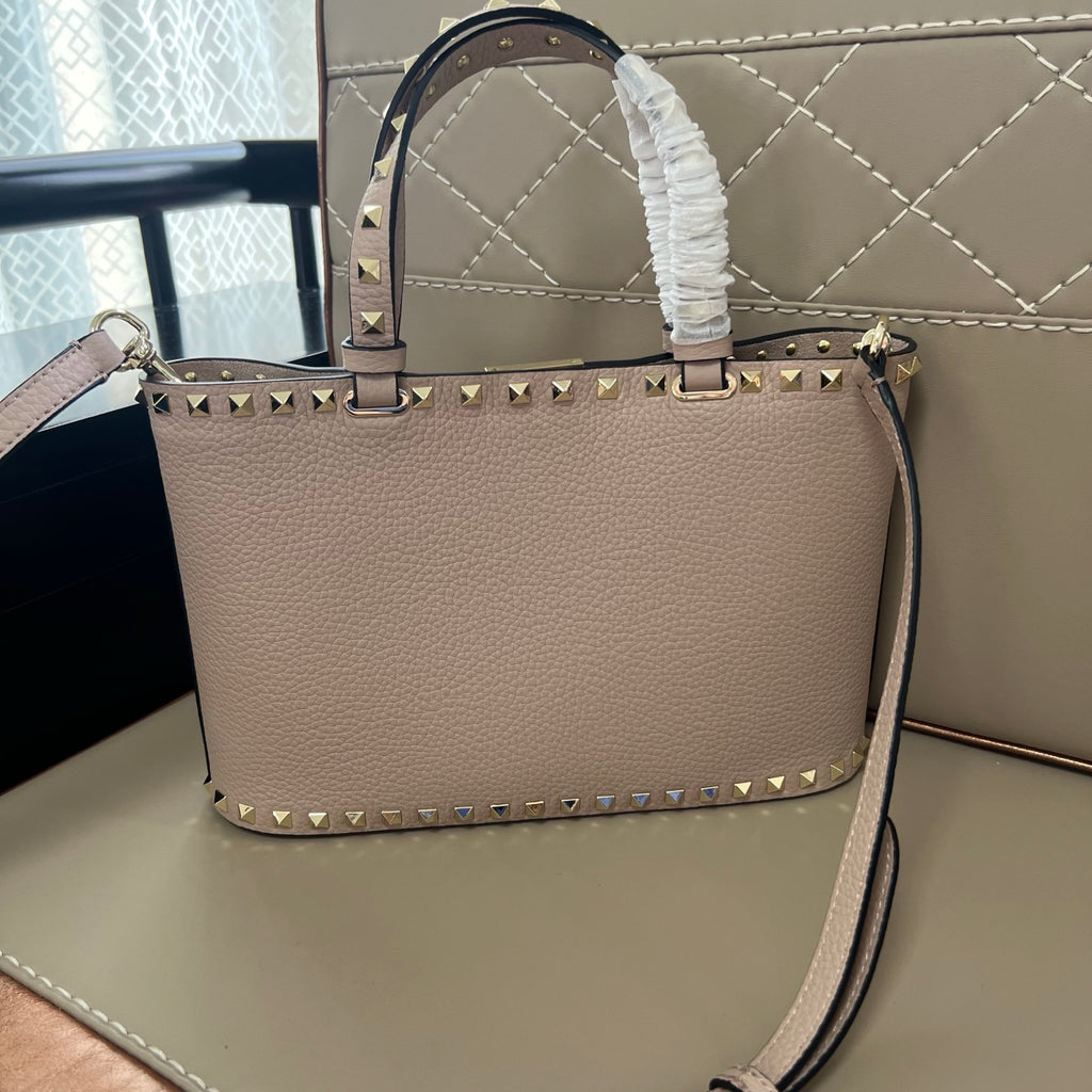 Жіноча сумка Valentino Garavani Rockstud