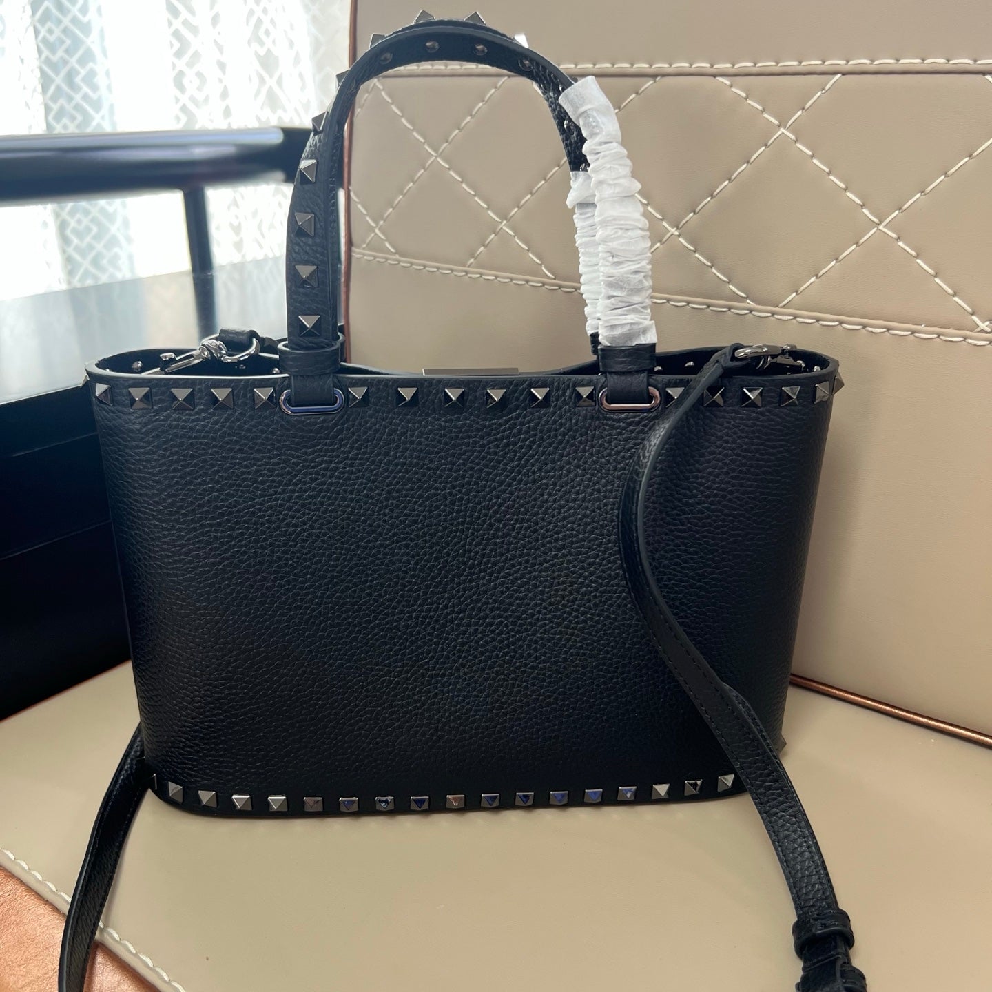 Жіноча сумка Valentino Garavani Rockstud