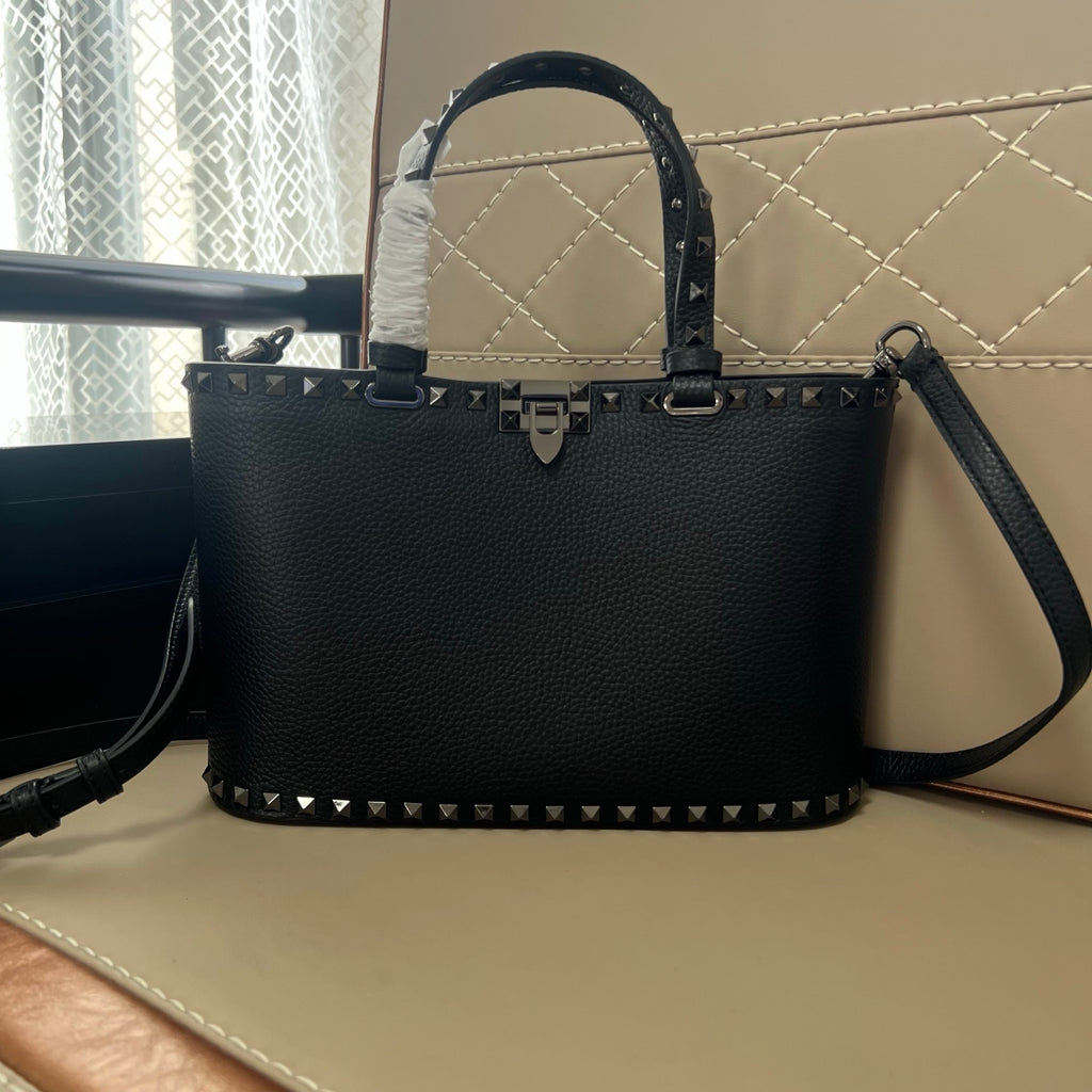 Жіноча сумка Valentino Garavani Rockstud