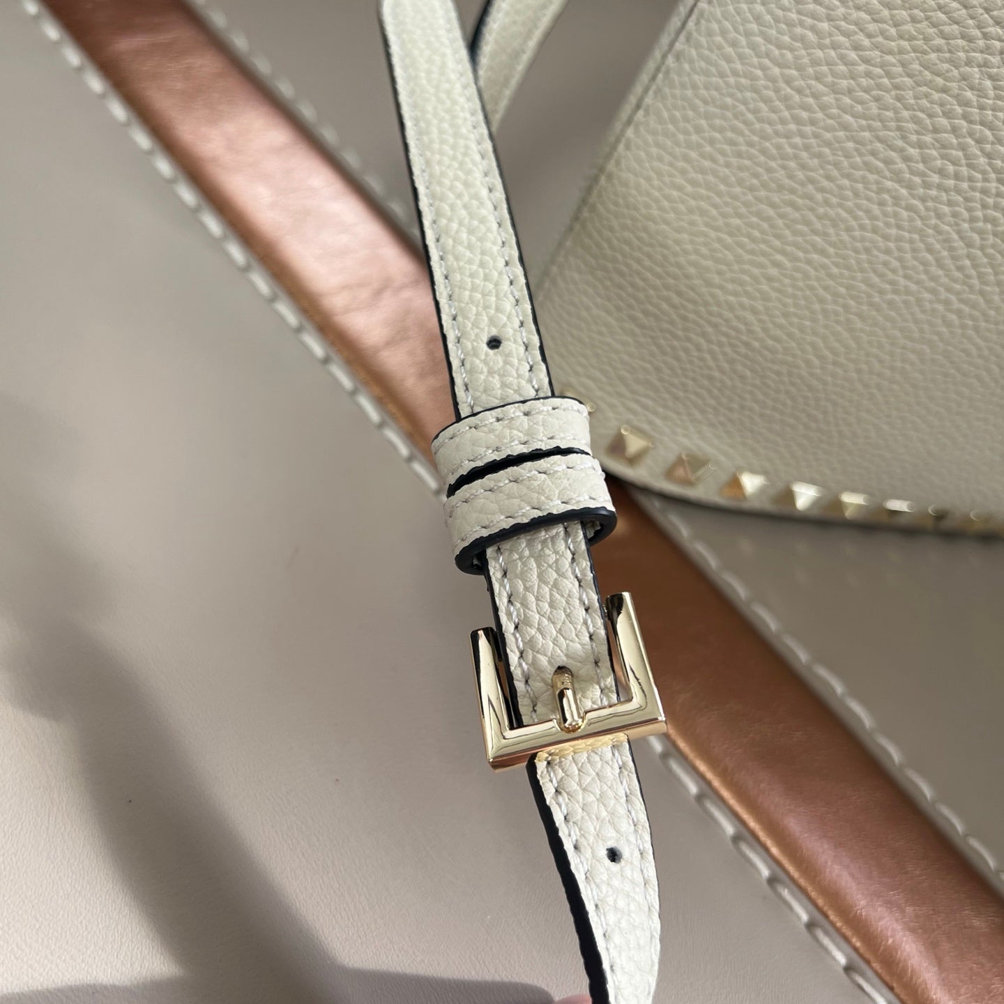 Жіноча сумка Valentino Garavani Rockstud