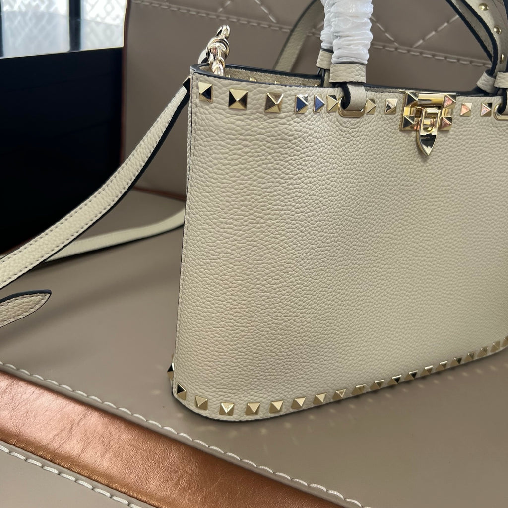Жіноча сумка Valentino Garavani Rockstud