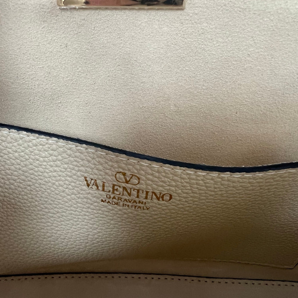 Жіноча сумка Valentino Garavani Rockstud