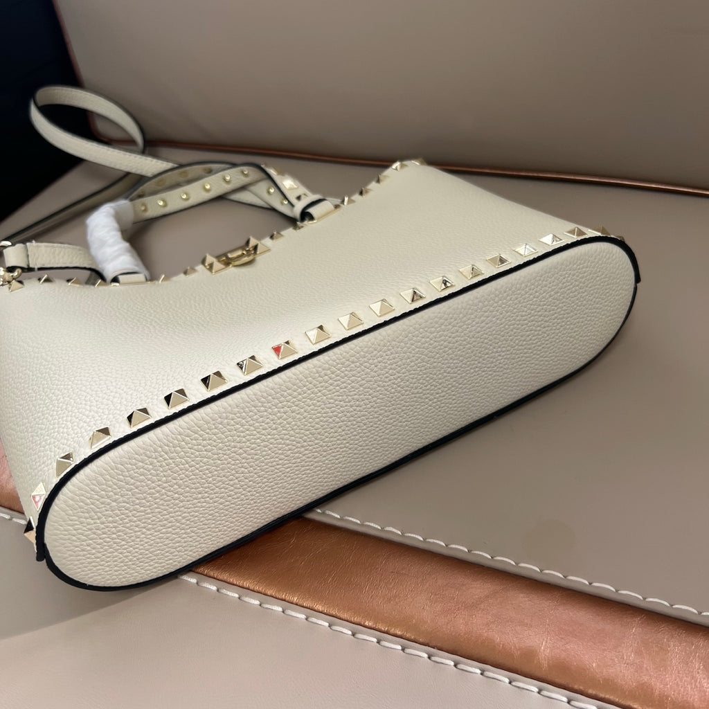 Жіноча сумка Valentino Garavani Rockstud