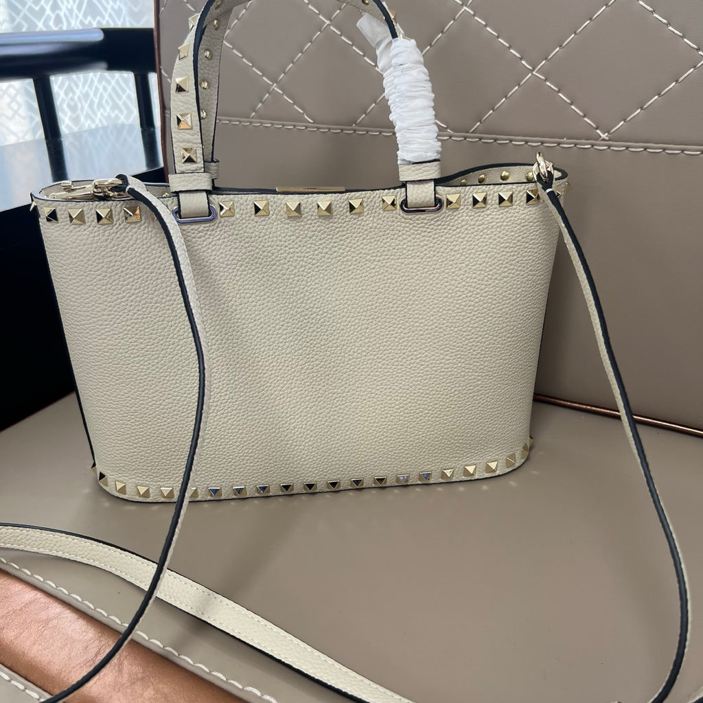 Жіноча сумка Valentino Garavani Rockstud