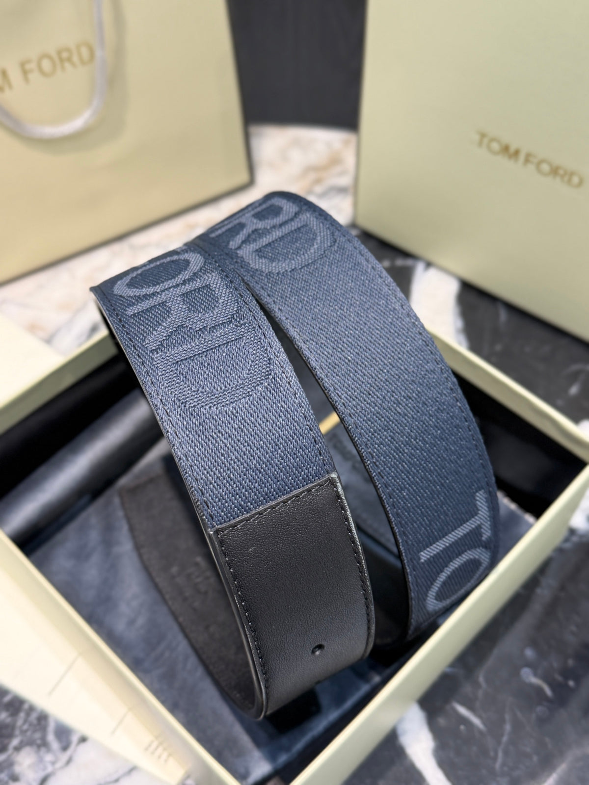 Ремінь Tom Ford з полотна та натуральної шкіри