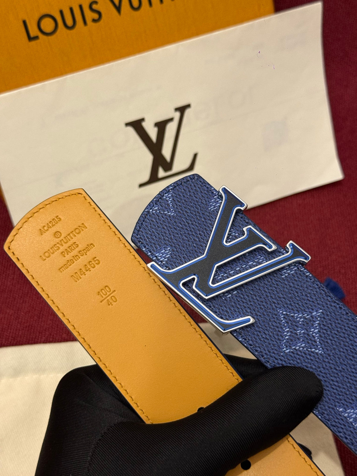 Ремінь Louis Vuitton з полотна та натуральної шкіри