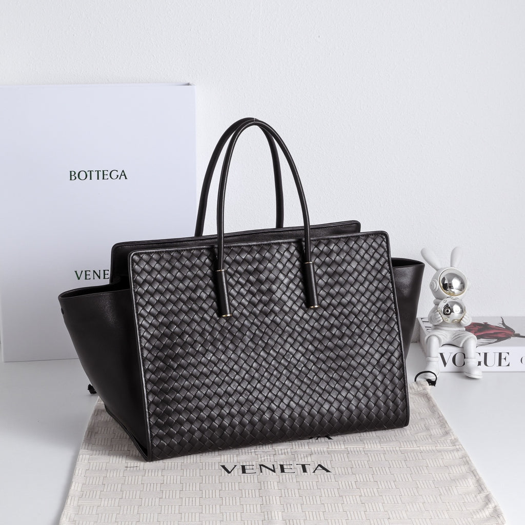 Жіноча сумка-шопер Bottega Veneta 8327