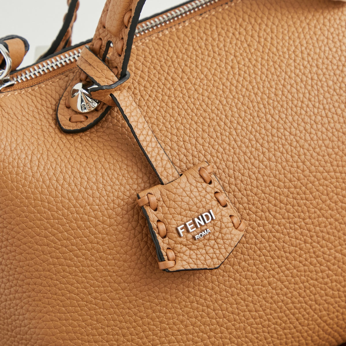 Жіноча сумка Fendi By The Way