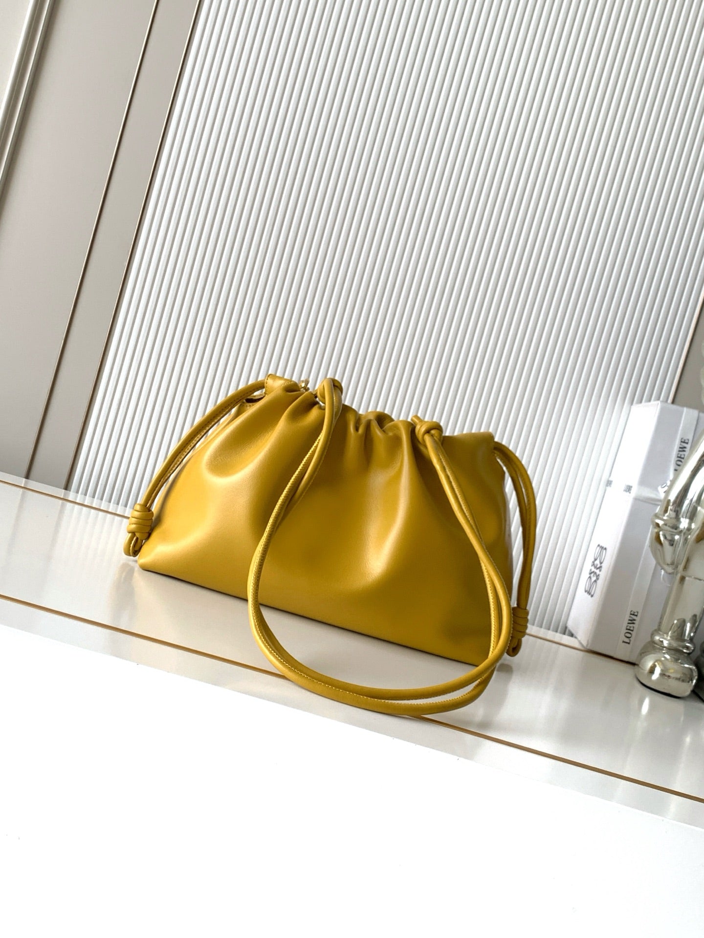 Жіноча сумка Loewe Flamenco Anagram 9057