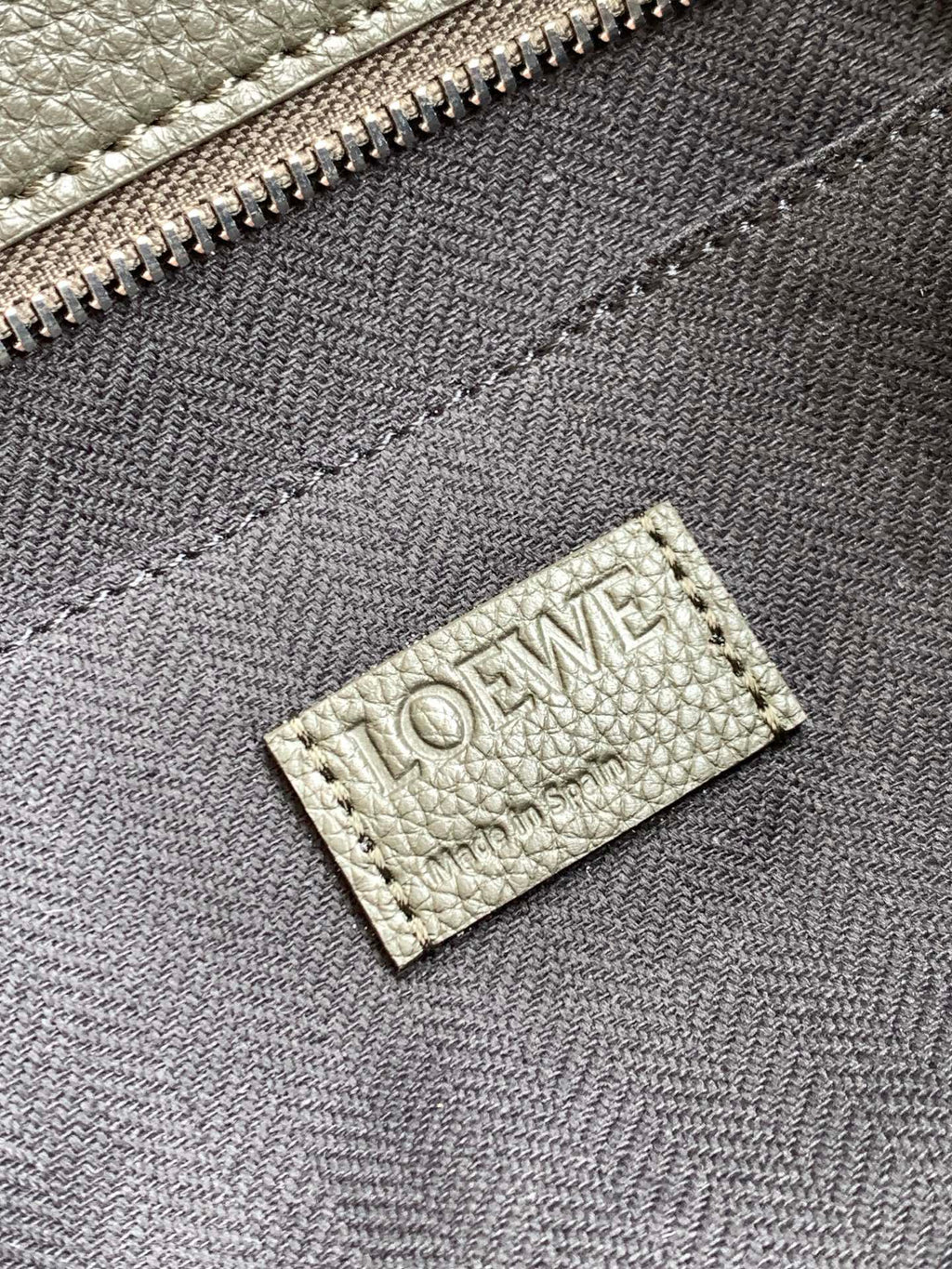 Жіноча сумка Loewe Flamenco Anagram 9181