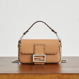 Жіноча сумка-багет Fendi Baguette