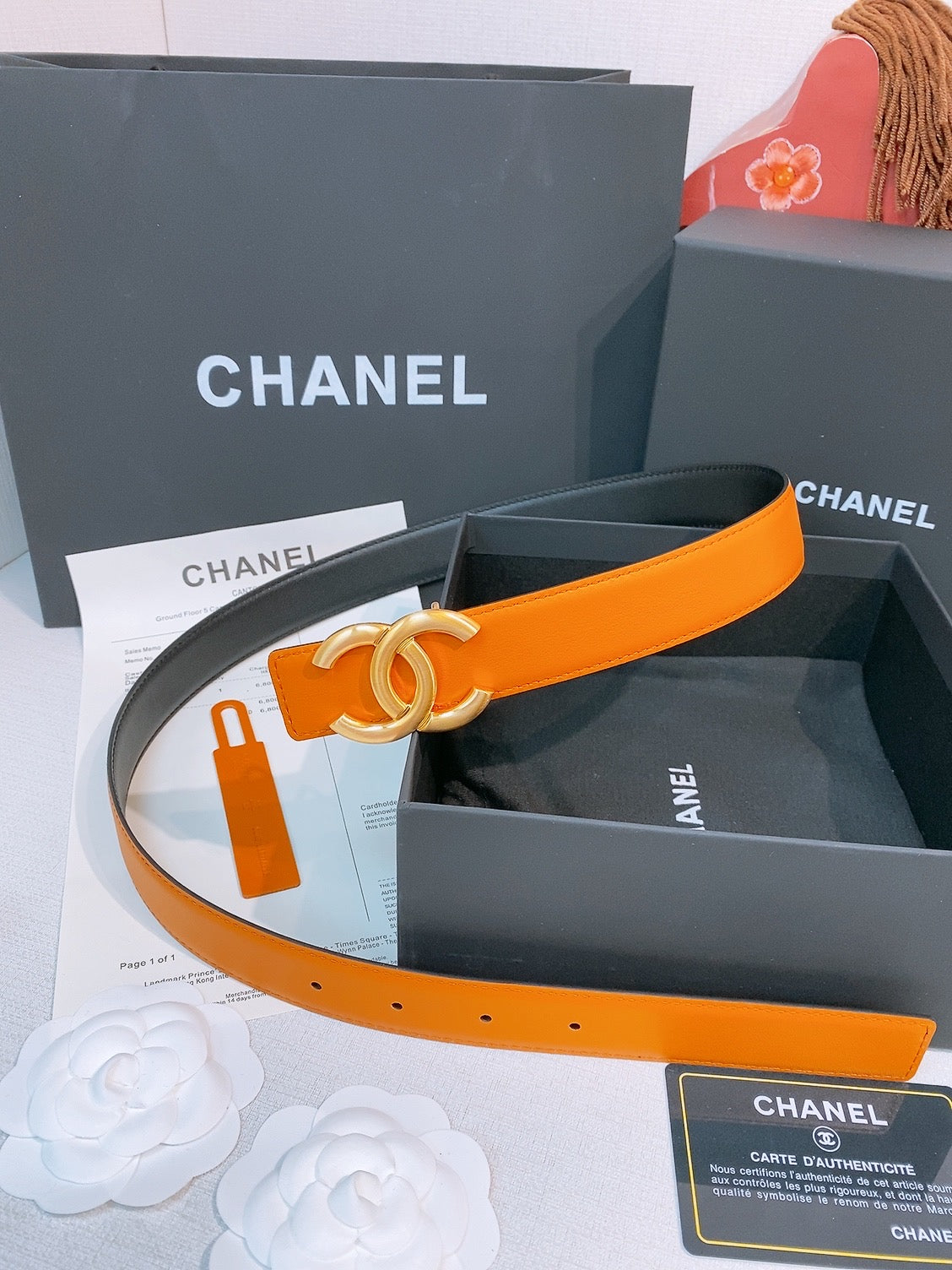 Ремінь Chanel з натуральної телячої шкіри