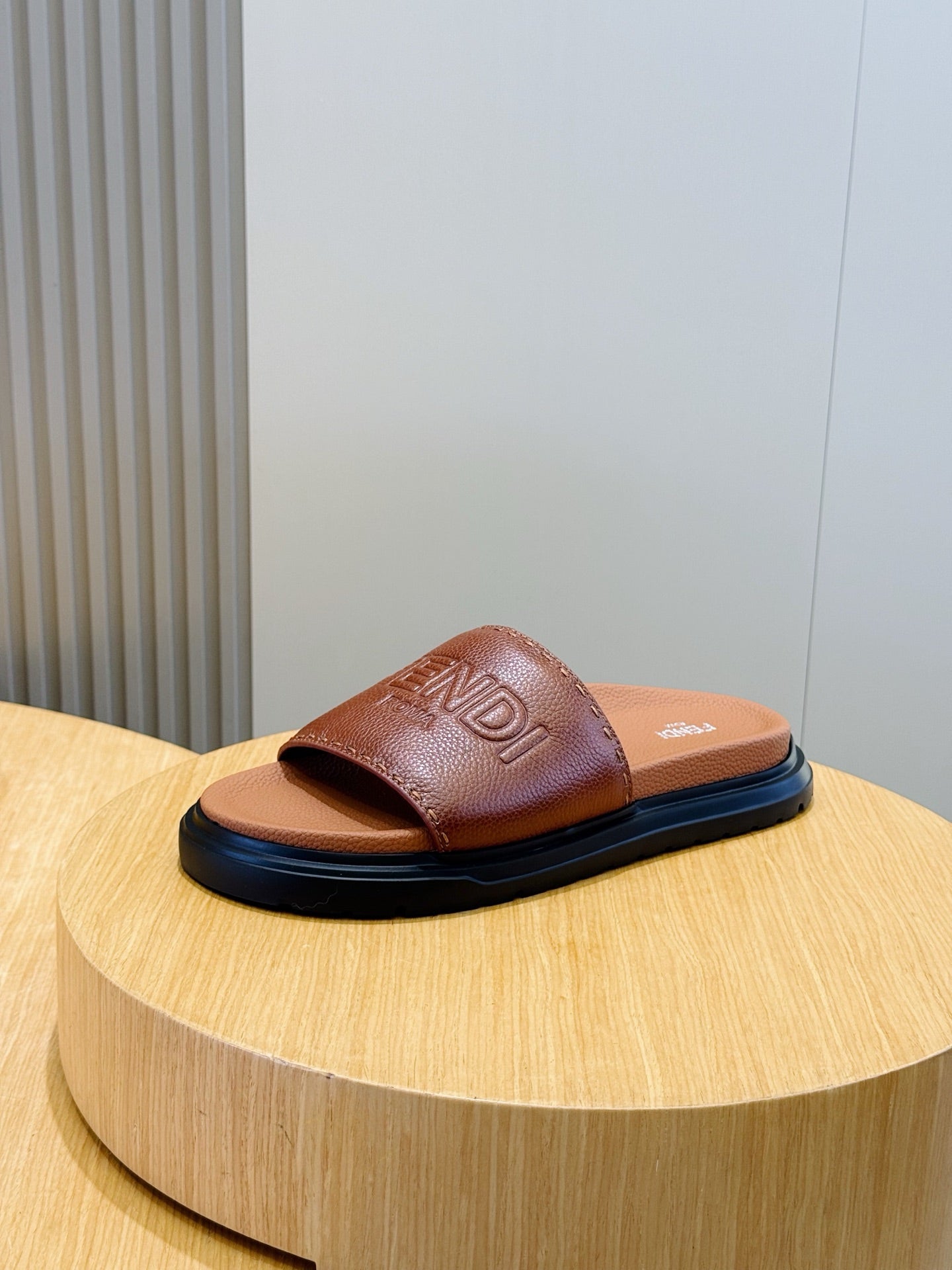 Чоловічі гумові шльопанці Fendi комбіновані