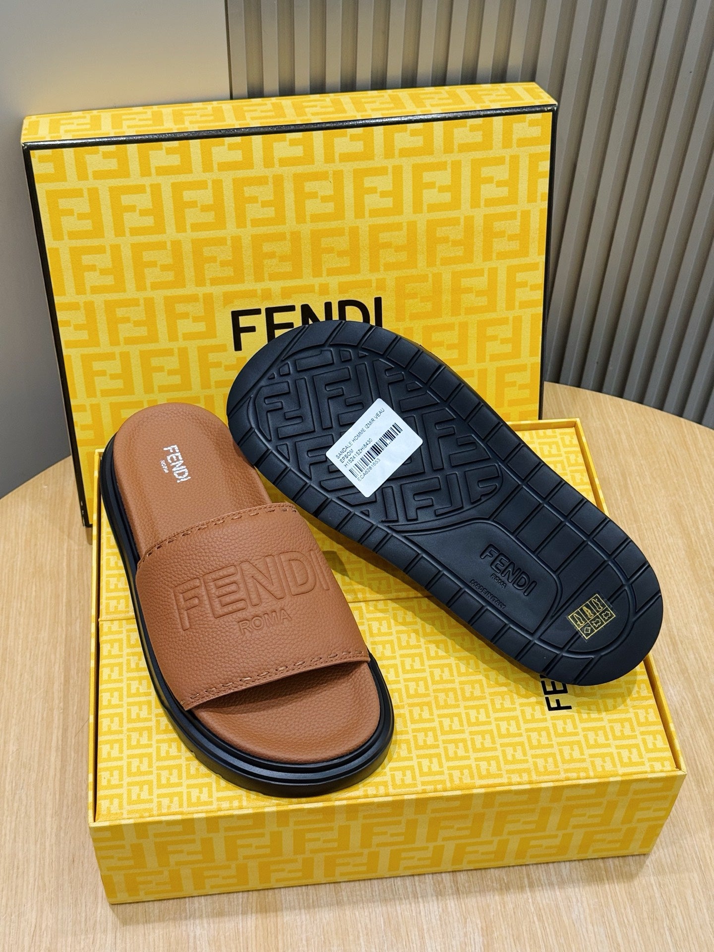 Чоловічі гумові шльопанці Fendi комбіновані