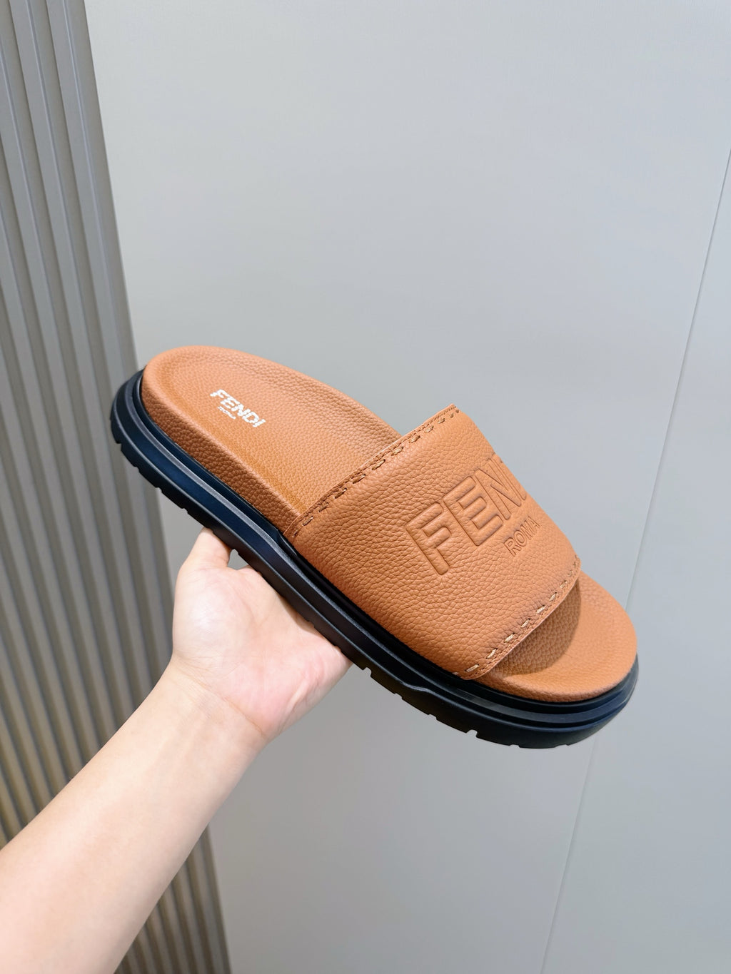 Чоловічі гумові шльопанці Fendi комбіновані