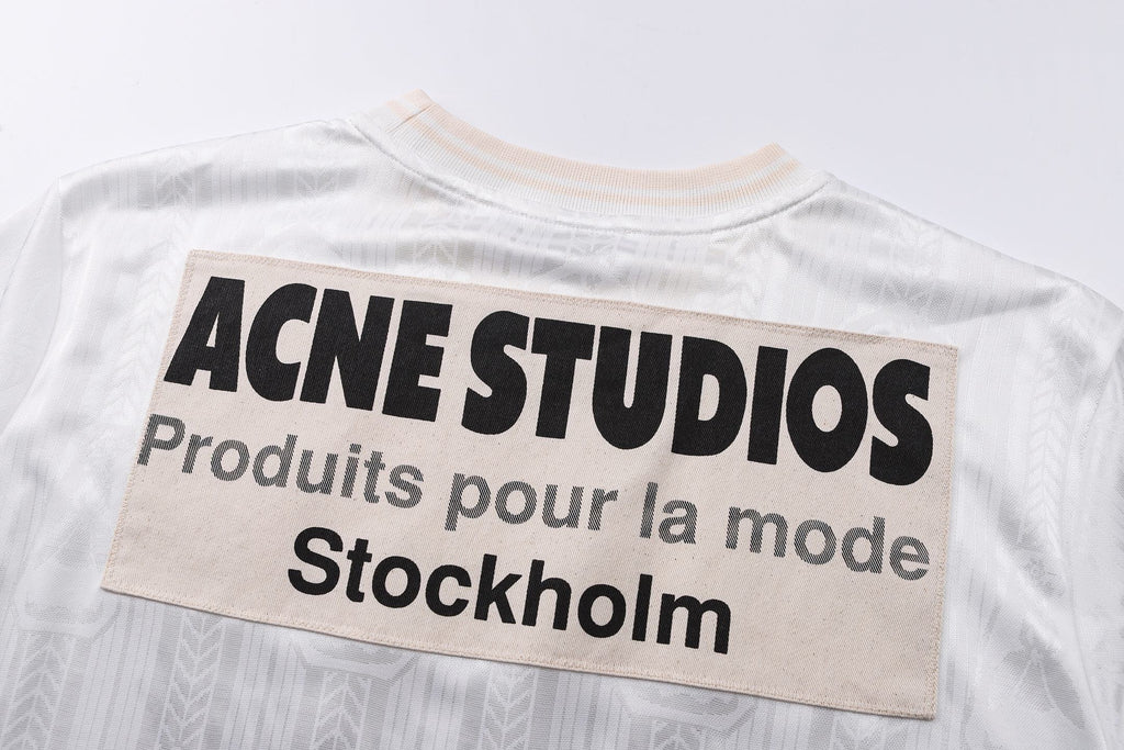 Топ з технічною естетикою Acne Studios — фото 4