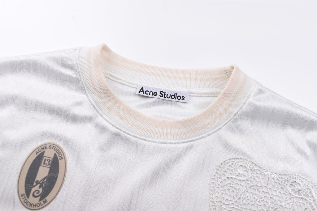 Топ з технічною естетикою Acne Studios — фото 3