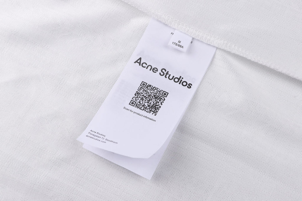 Топ з технічною естетикою Acne Studios — фото 9