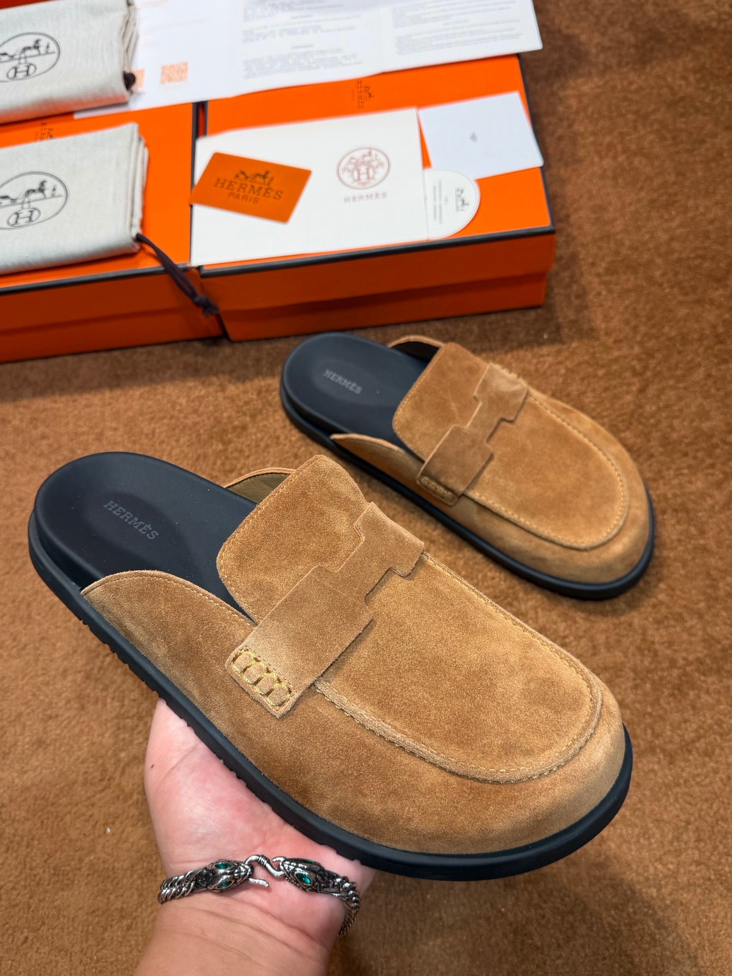Чоловічі замшеві мюлі Hermès чорні