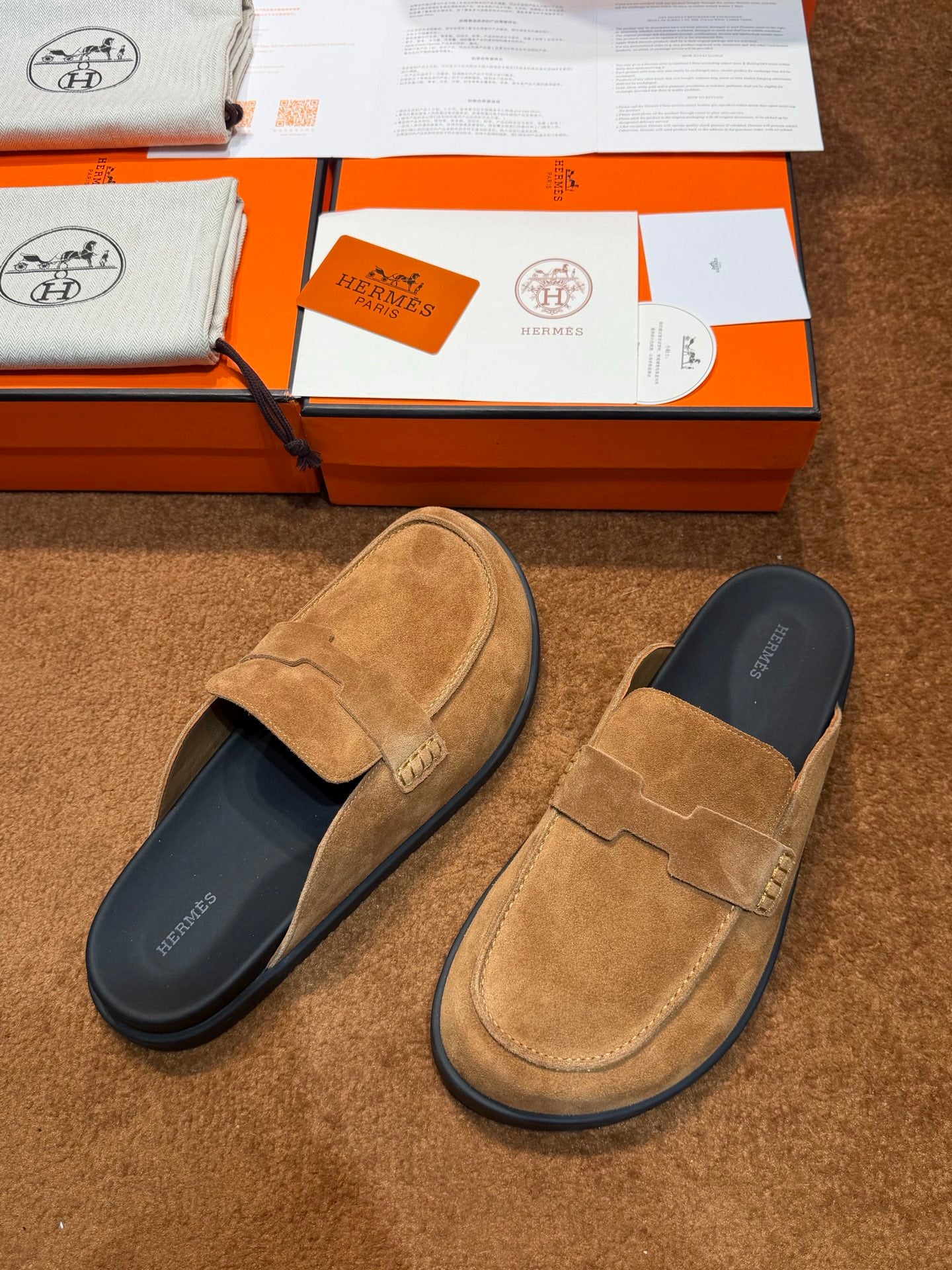 Чоловічі замшеві мюлі Hermès чорні