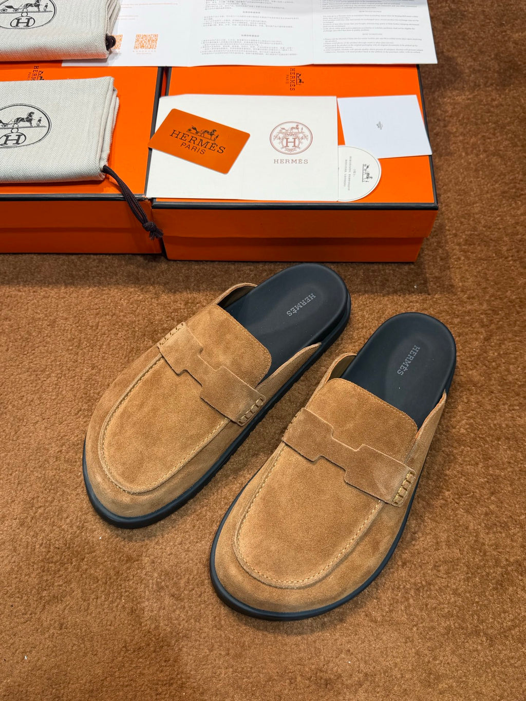 Чоловічі замшеві мюлі Hermès чорні