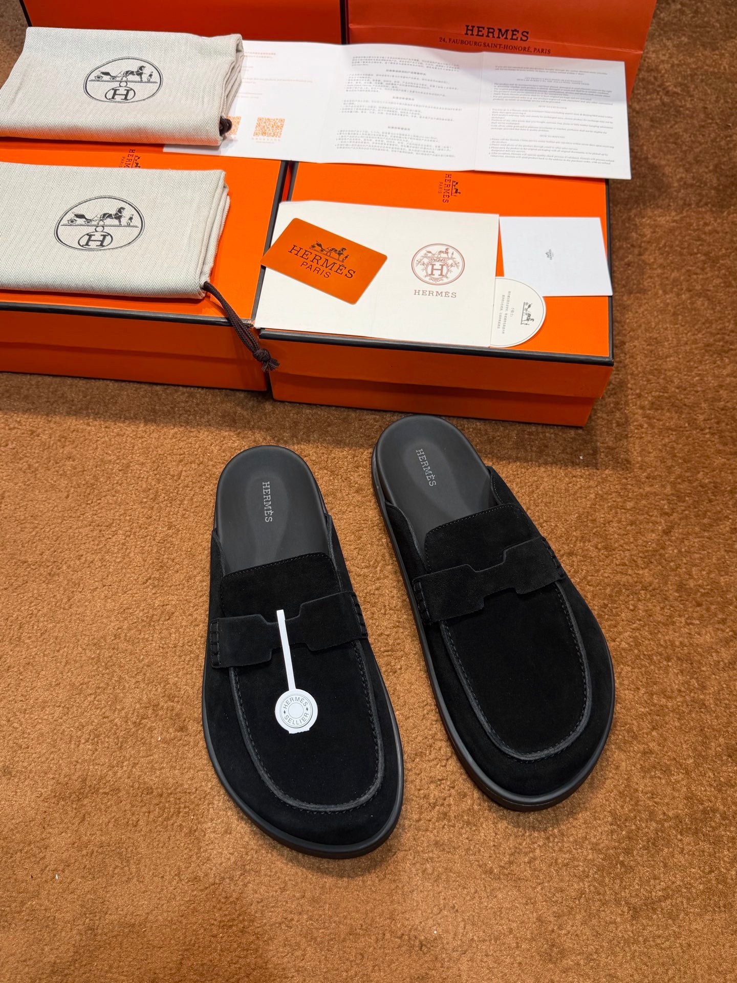 Чоловічі замшеві мюлі Hermès чорні