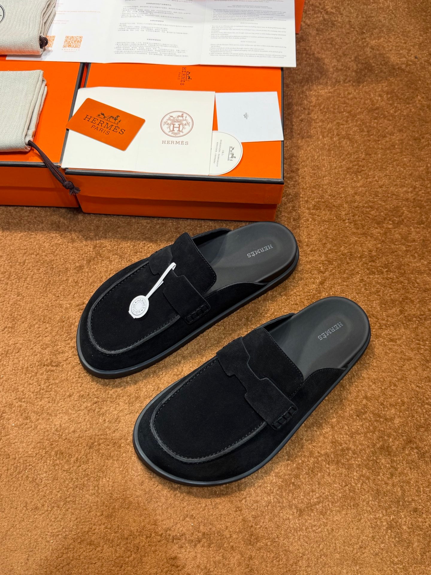Чоловічі замшеві мюлі Hermès чорні