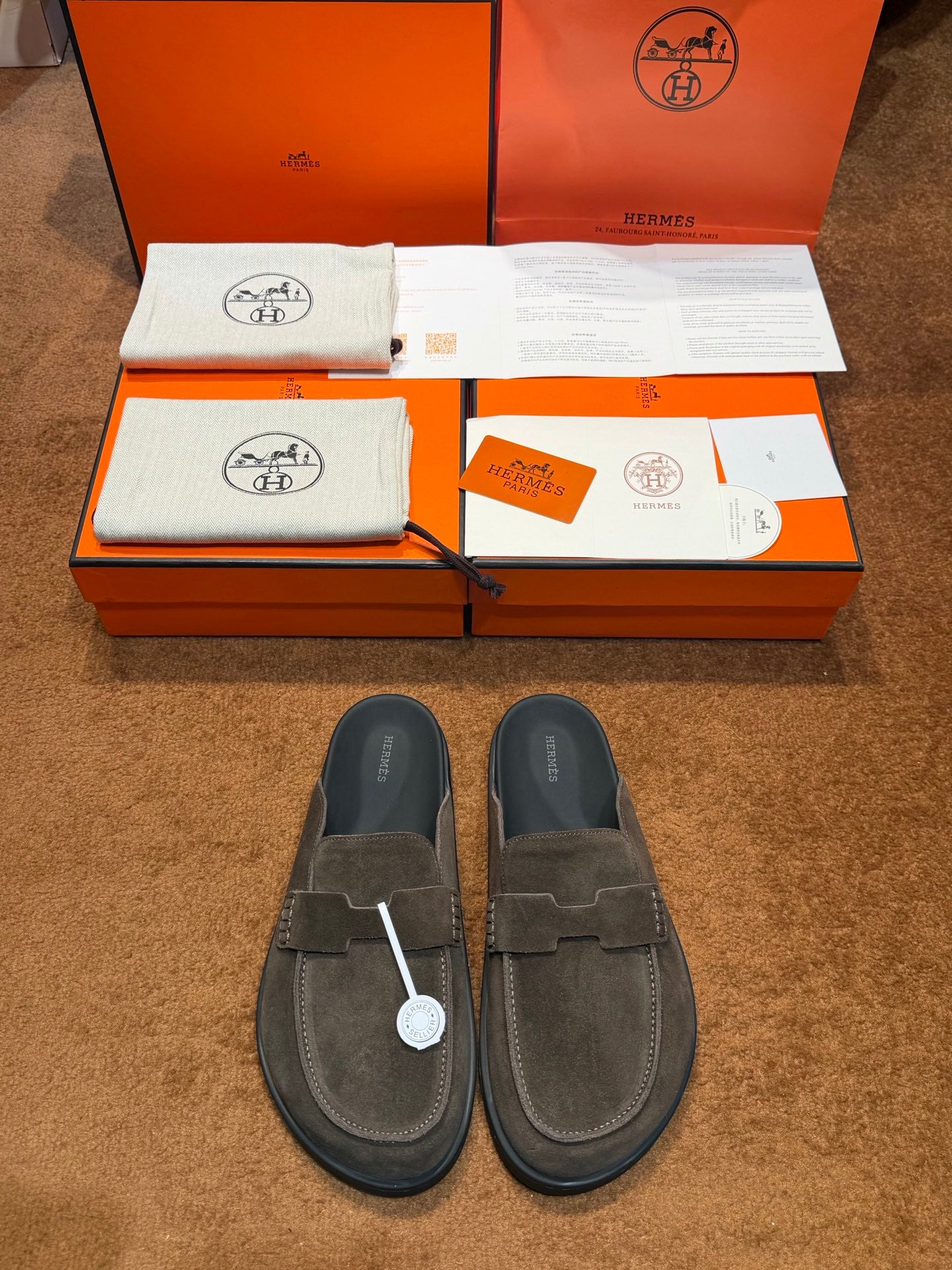 Чоловічі замшеві мюлі Hermès чорні