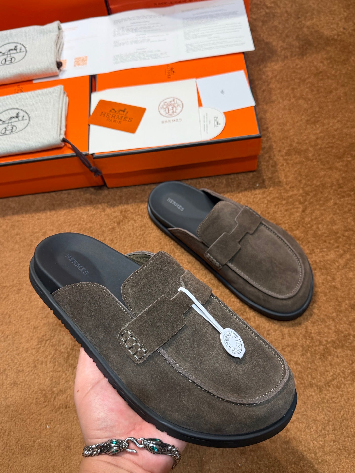 Чоловічі замшеві мюлі Hermès чорні