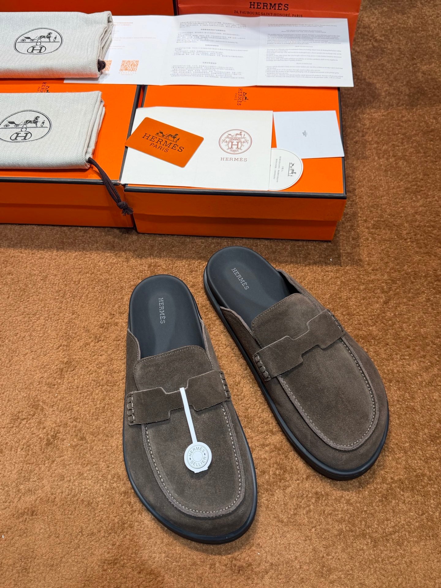 Чоловічі замшеві мюлі Hermès чорні