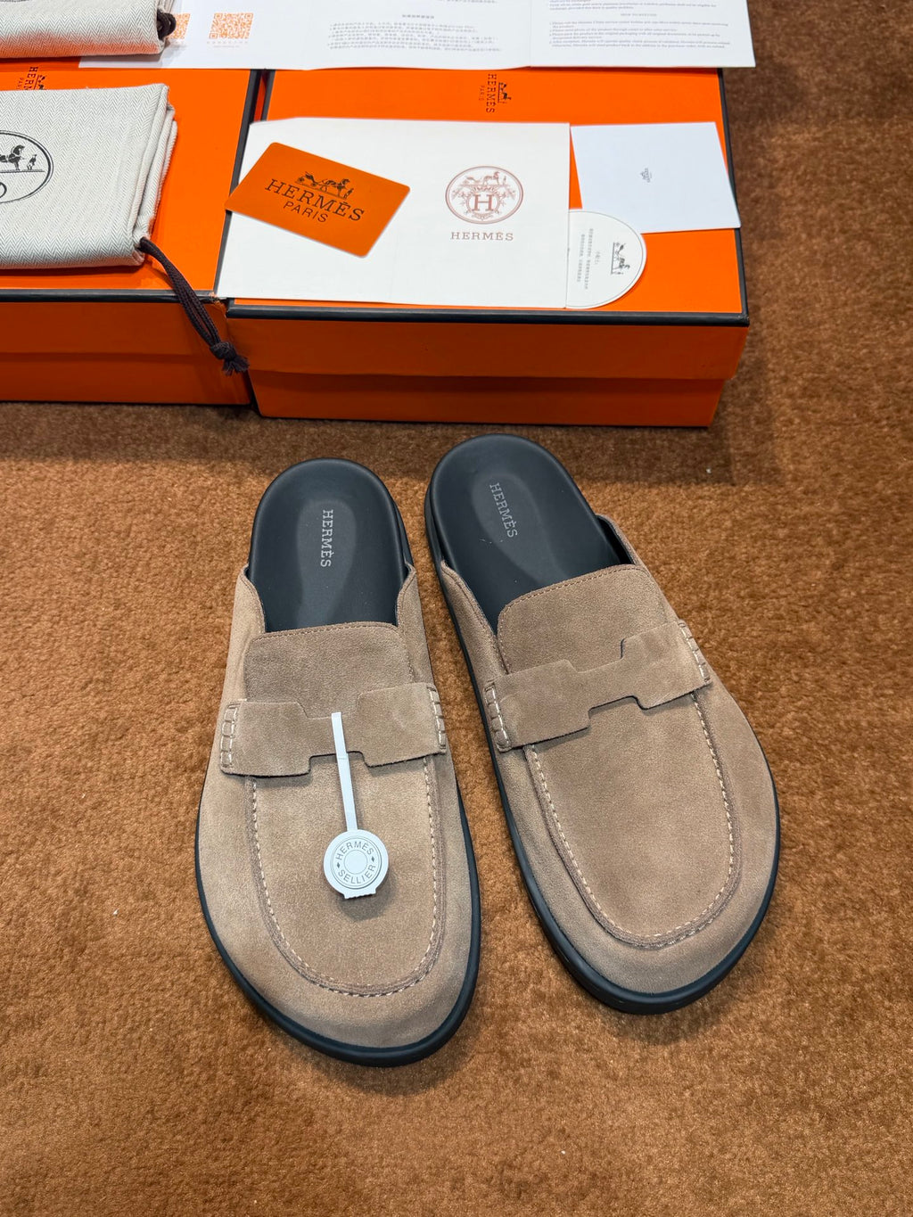 Чоловічі замшеві мюлі Hermès чорні