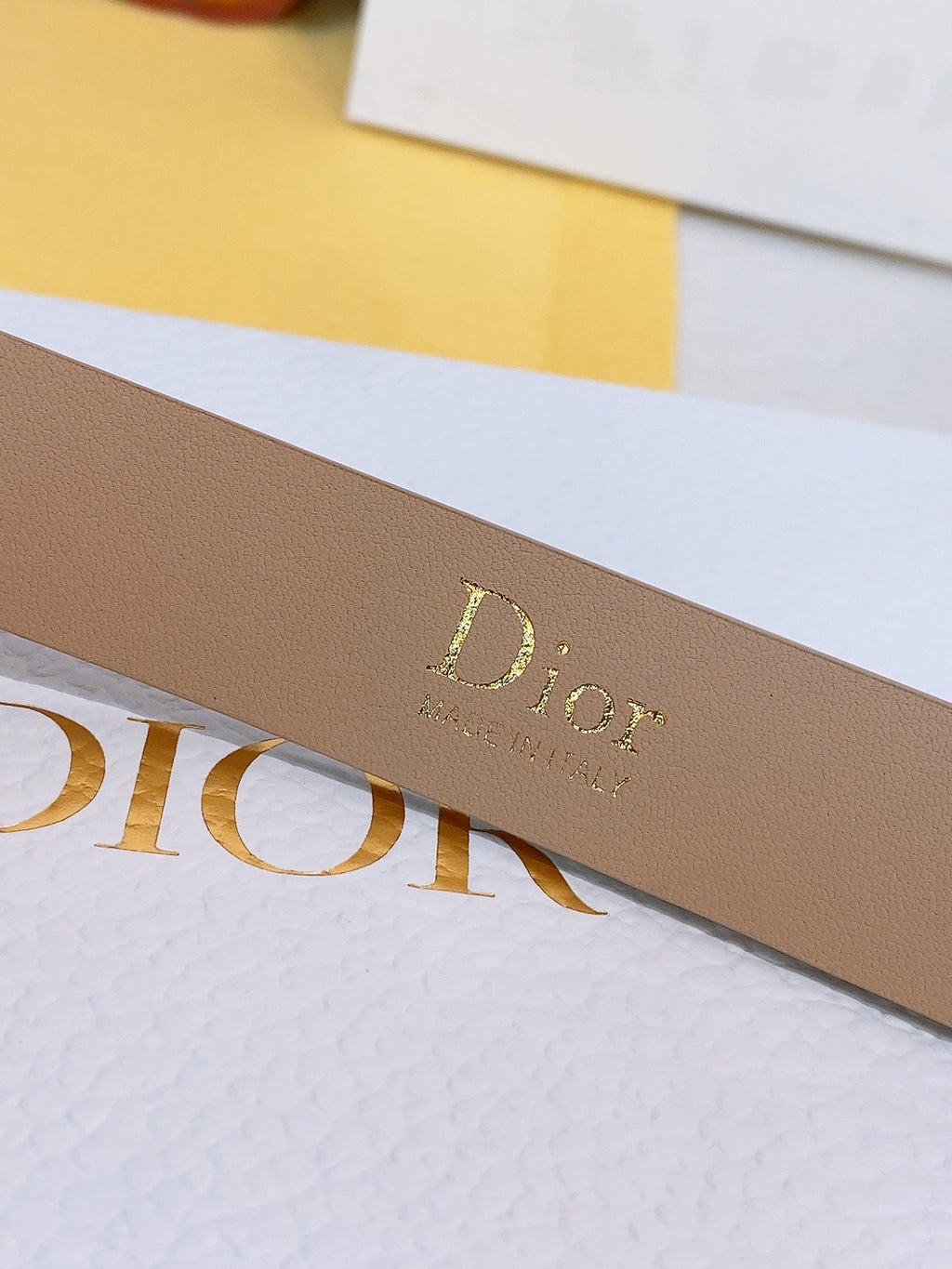 Ремінь Dior з натуральної телячої шкіри