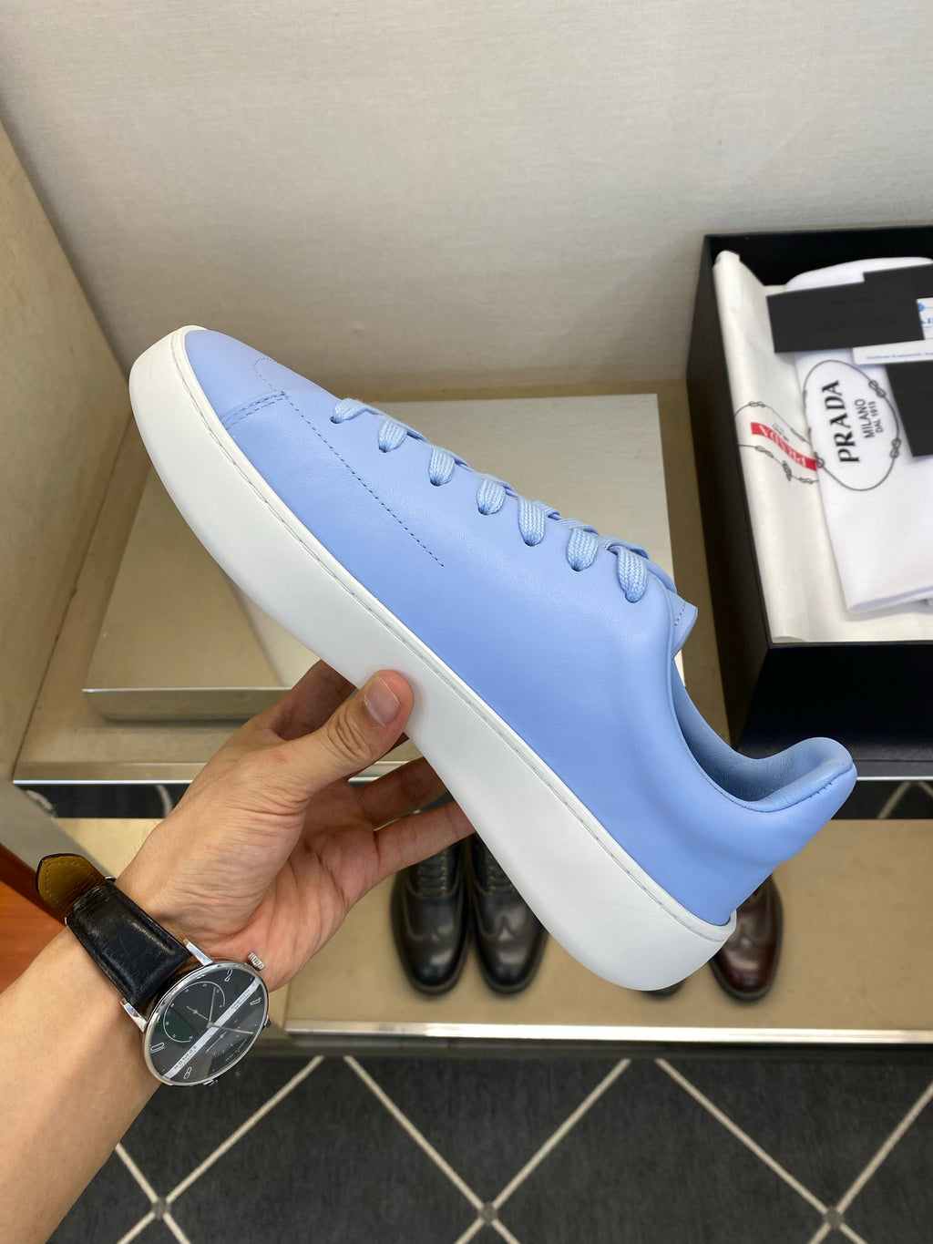 Чоловічі шкіряні повсякденне взуття Prada