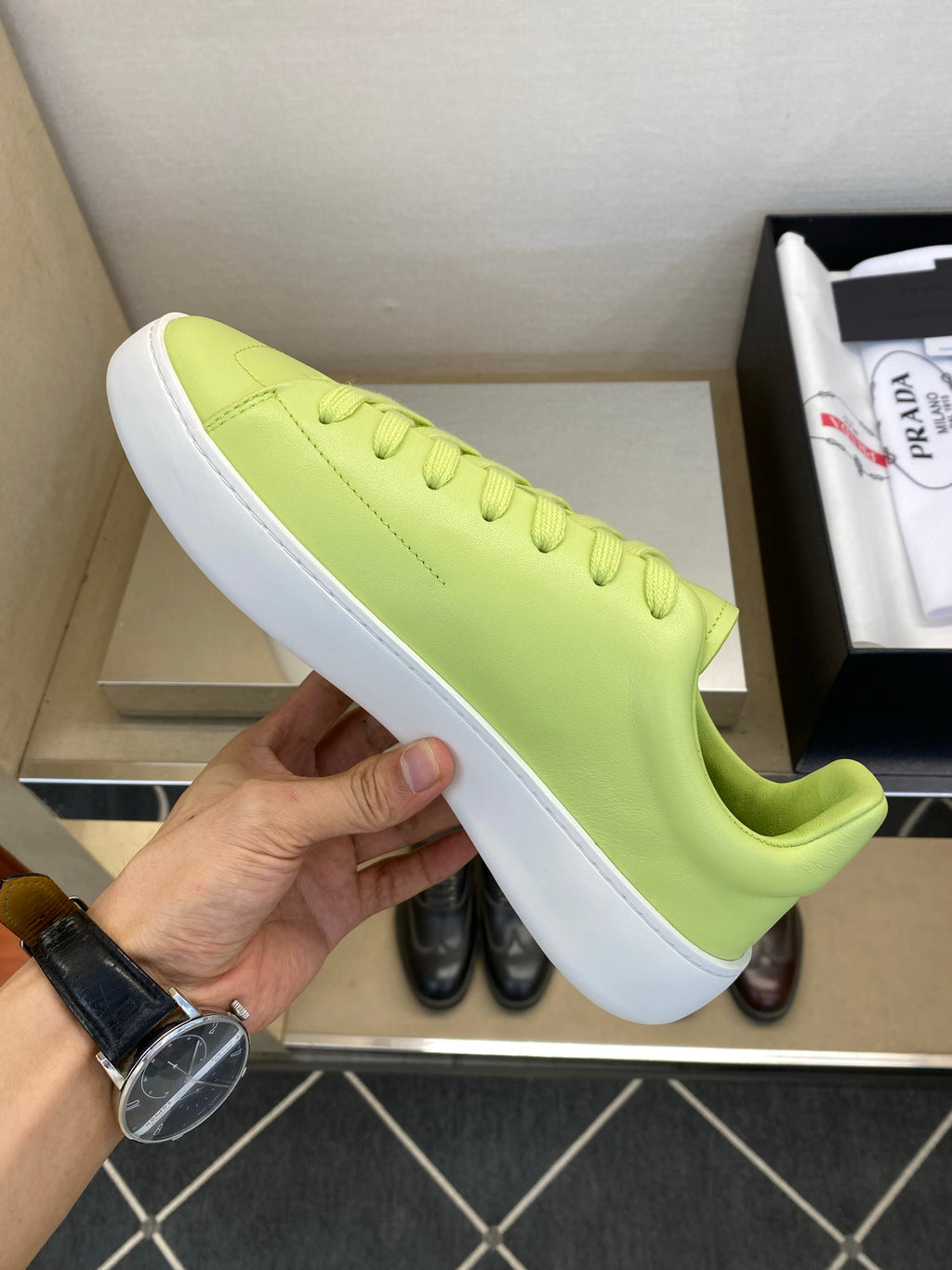 Чоловічі шкіряні повсякденне взуття Prada