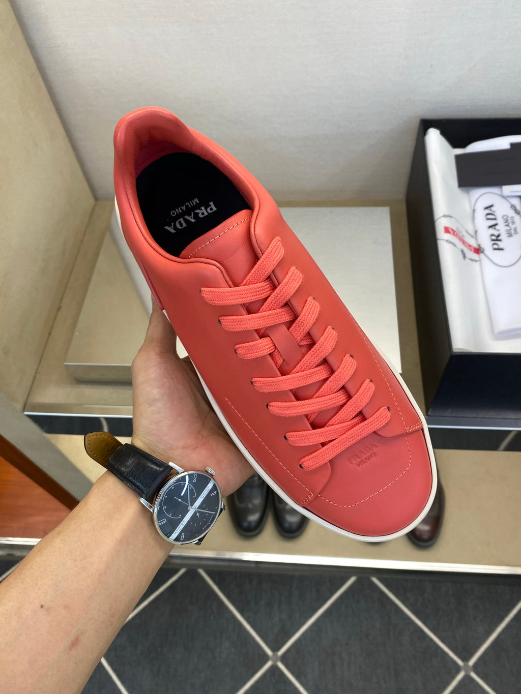 Чоловічі шкіряні повсякденне взуття Prada