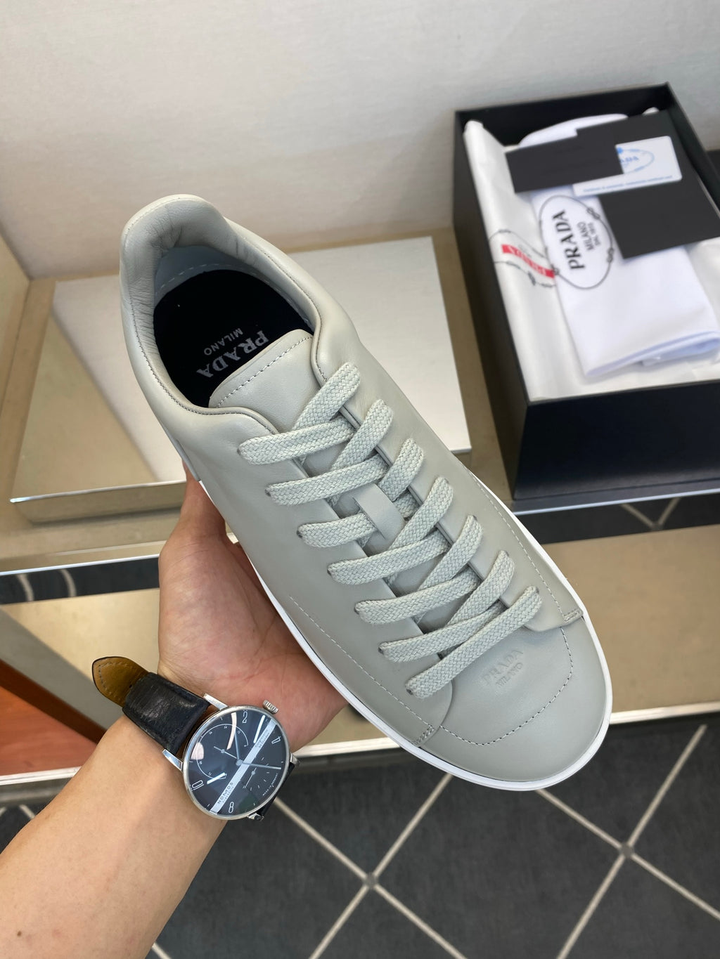 Чоловічі шкіряні повсякденне взуття Prada