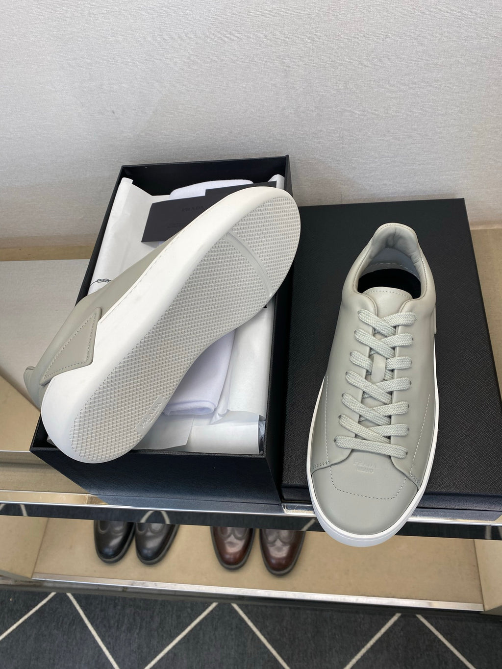 Чоловічі шкіряні повсякденне взуття Prada