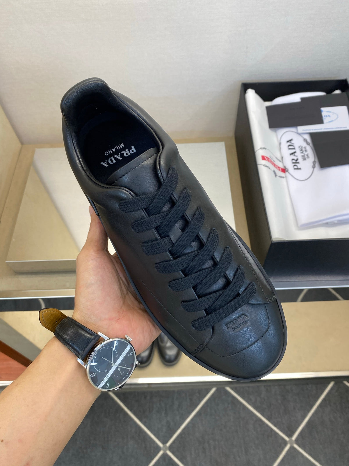 Чоловічі шкіряні повсякденне взуття Prada