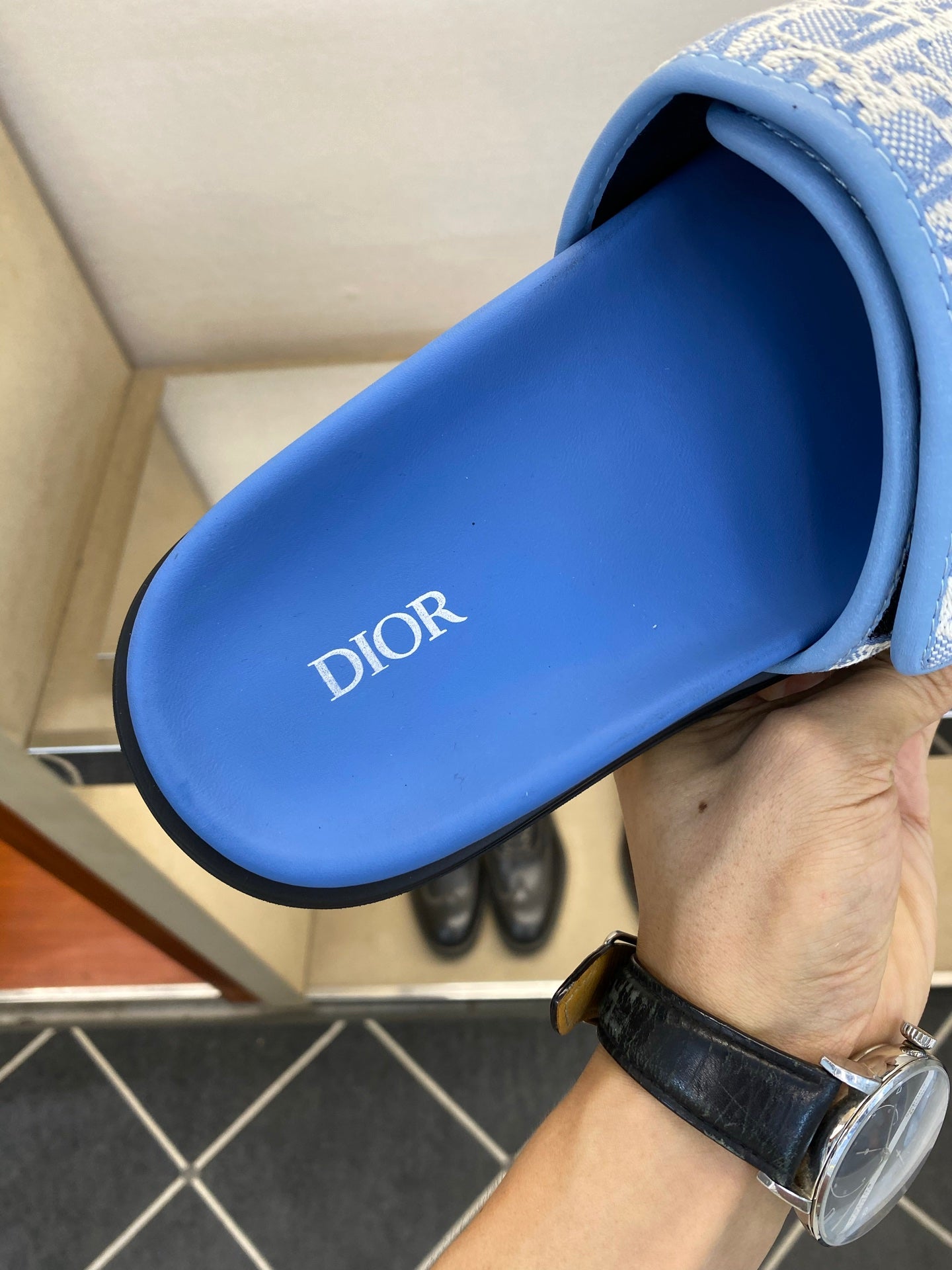 Чоловічі шкіряні шльопанці Dior