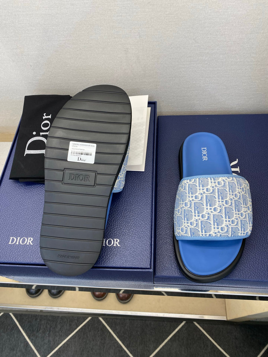 Чоловічі шкіряні шльопанці Dior