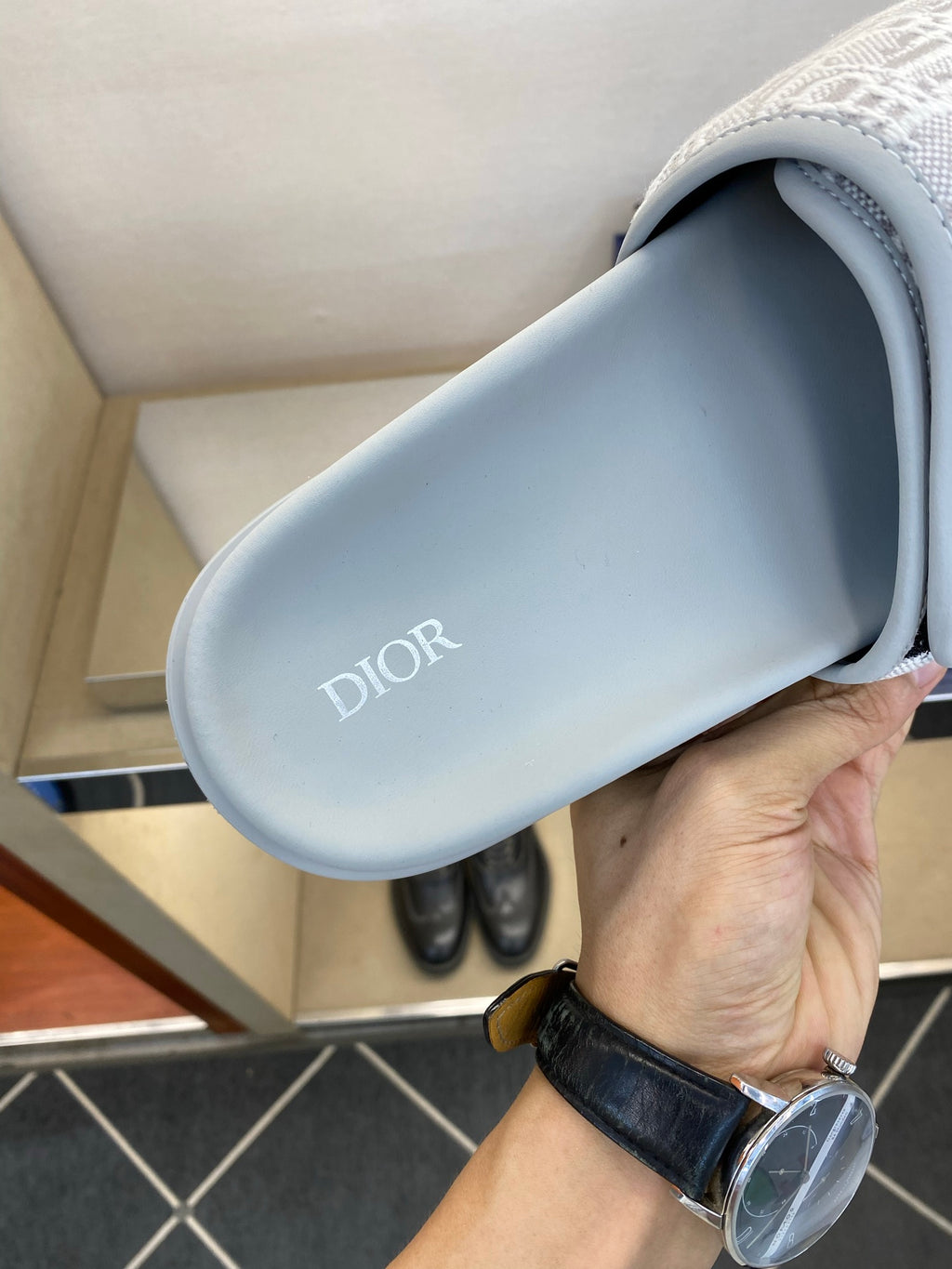 Чоловічі шкіряні шльопанці Dior
