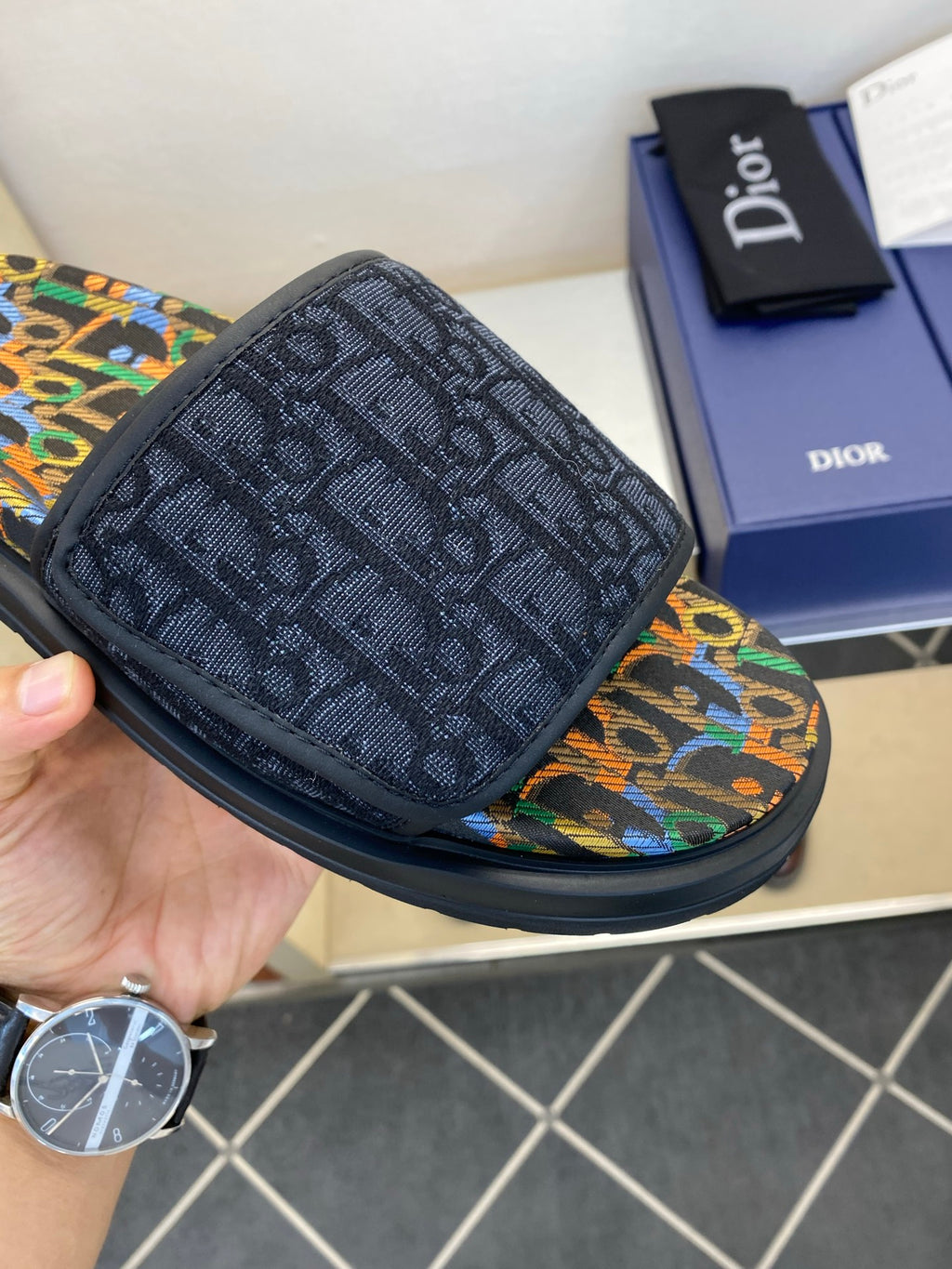 Чоловічі шкіряні шльопанці Dior