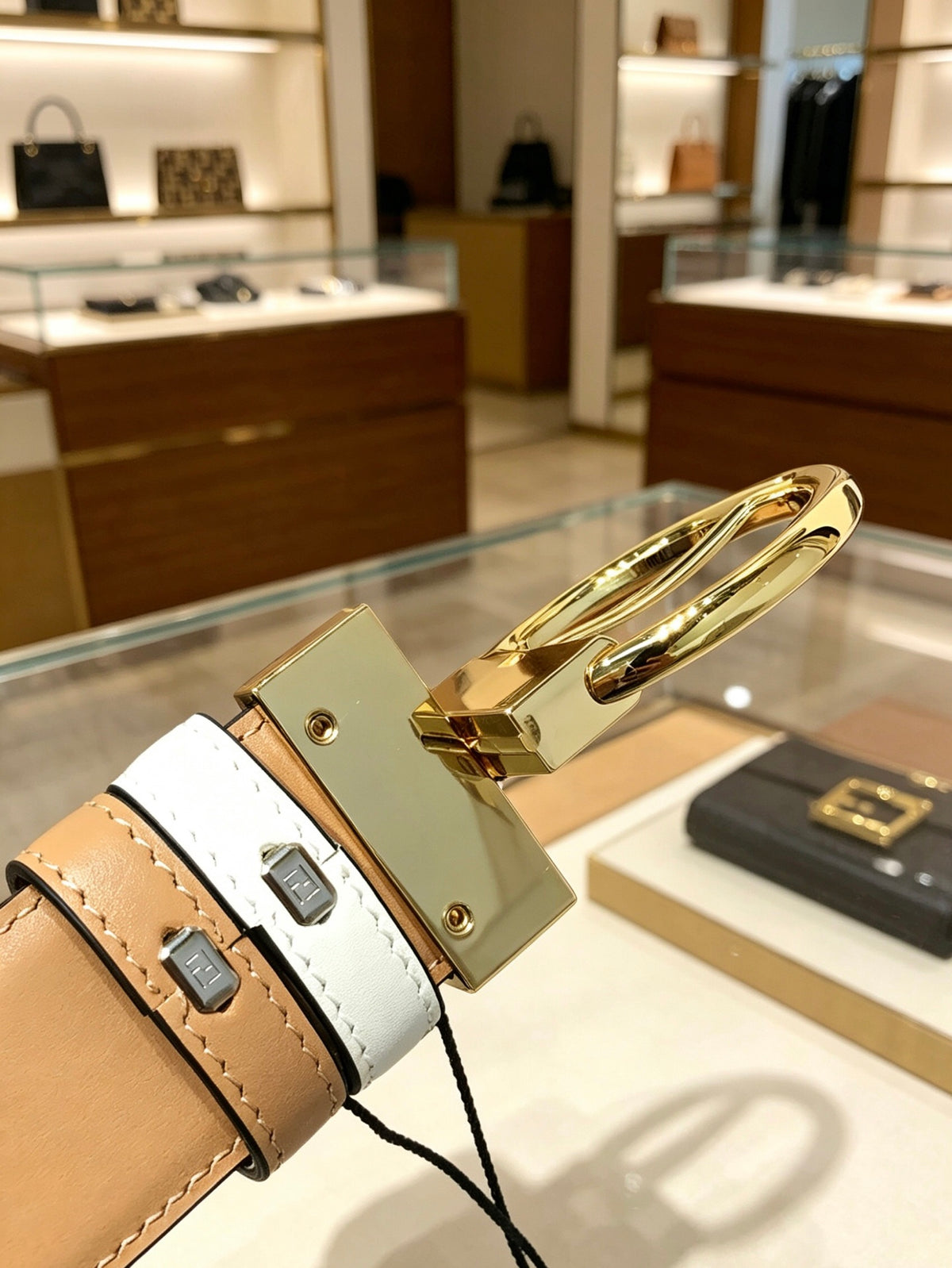 Ремінь Fendi з натуральної шкіри